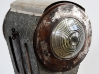 Loft design állólámpa régi reflektorból Old-Stehlampe Reflektor Old floor lamp reflector olvasólámpa reading lamp Leselicht ipari industrial industriell shabby chic rusty style artkraft
